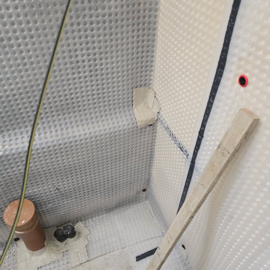 “All joints and overlaps properly sealed as part of the system.”